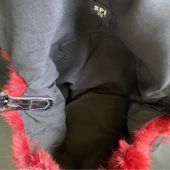 Genuine Fur Shoulder Bag by SPI 25 - Picture 8 of 11